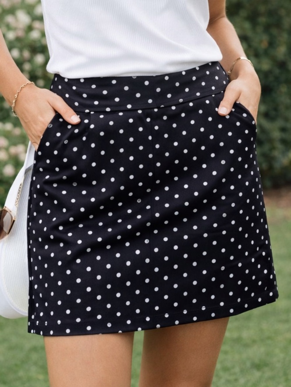 WEEKENDS BY CHICO’S SIZE 2 (L/XL) Polka Dot SKIRT Black White